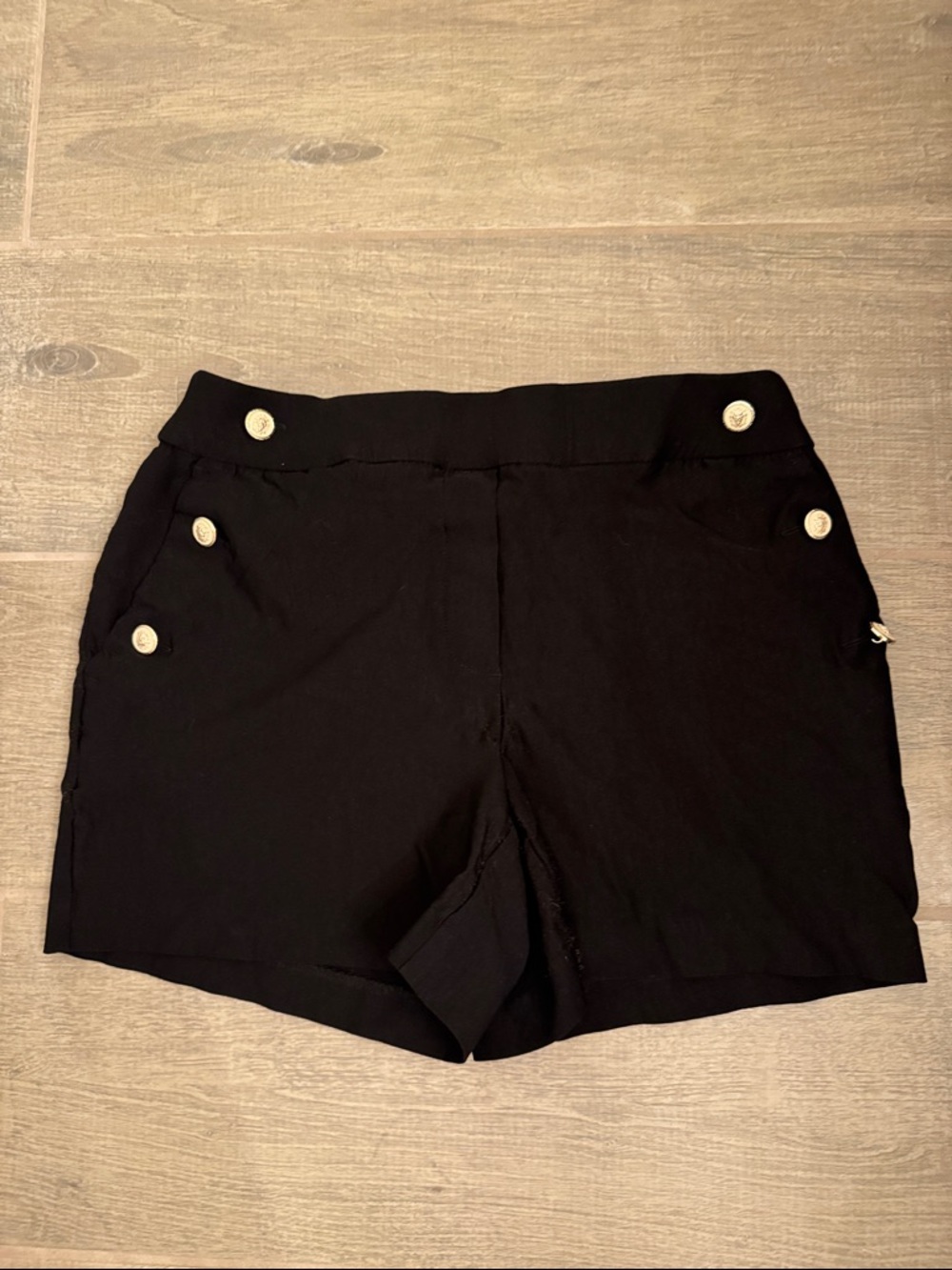 Jules & Leopold Black High-Rise Shorts with Gold Buttons